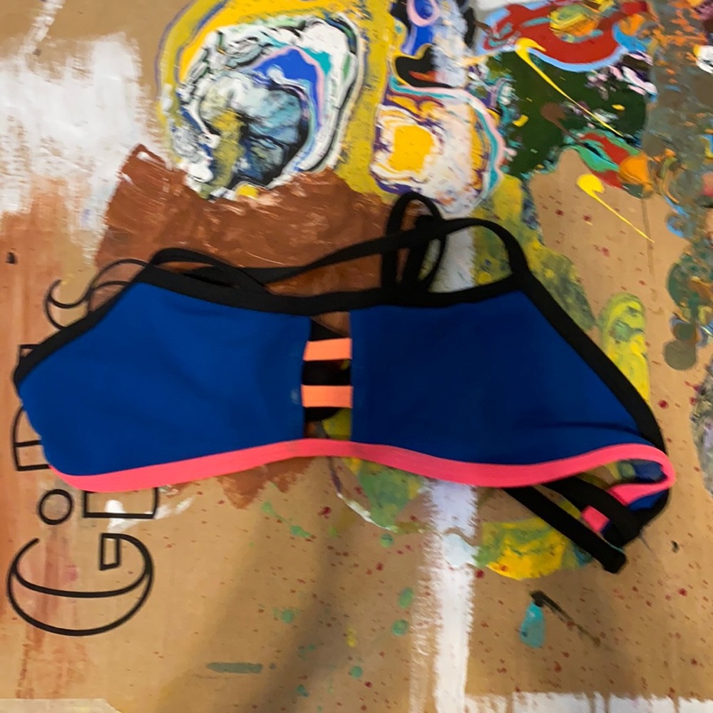 Jolyn swim bikini top size small